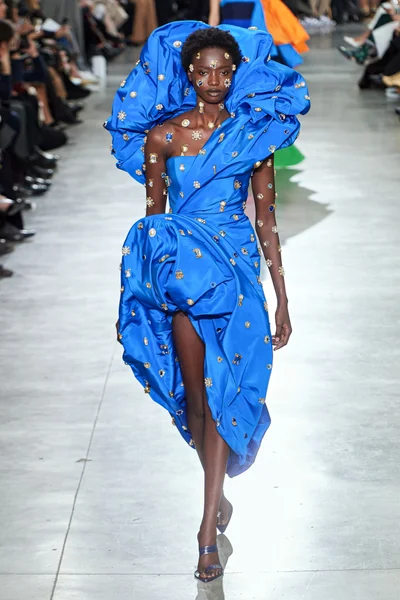 Look 29